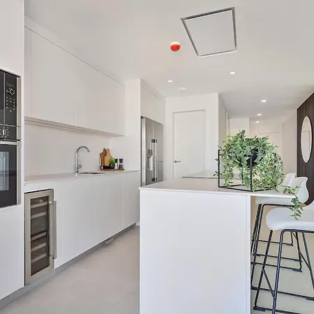 Stunning With Private Pool Appartement *