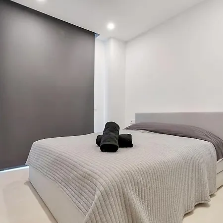 Stunning With Private Pool Fuengirola