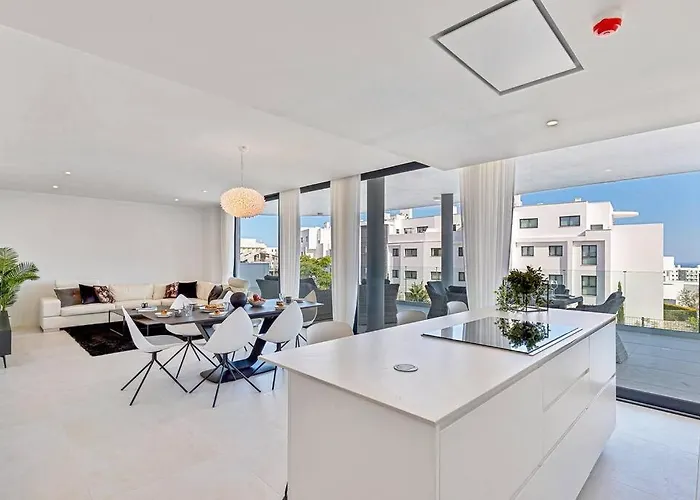 Stunning With Private Pool Appartement *