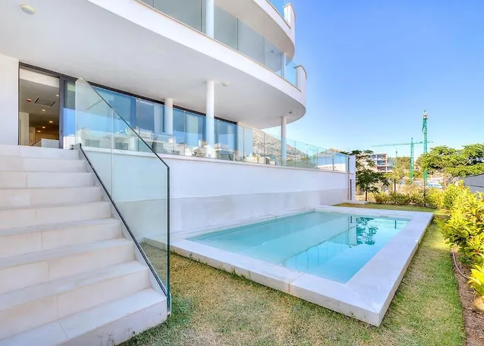 Stunning With Private Pool Fuengirola