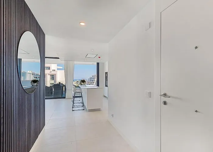 Stunning With Private Pool Appartement