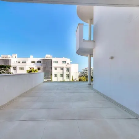 Apartment Stunning With Private Pool Fuengirola